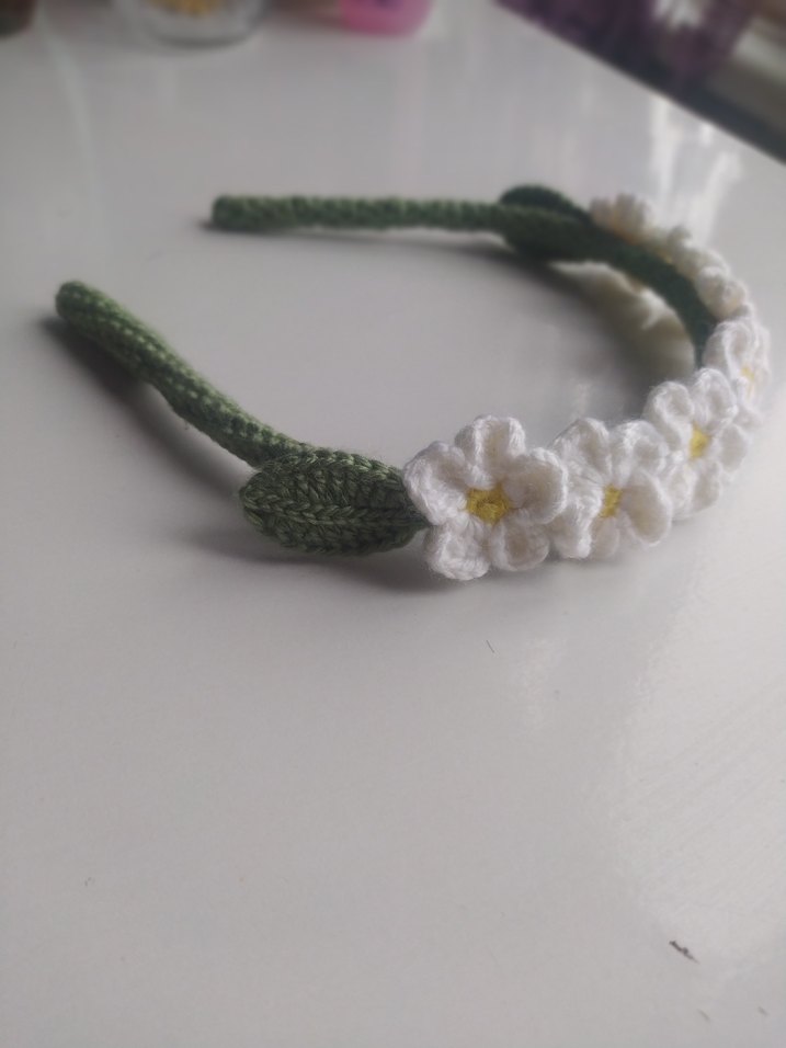 Beyaz Dantel Çiçekli Bohem Saç Bandı - Görsel 3