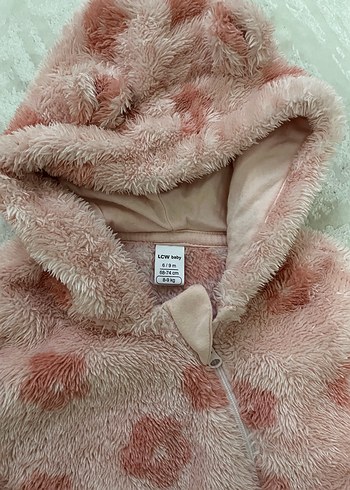 LC Waikiki Pembe Kürklü Bebek Kız Tulum