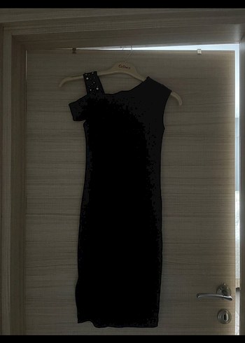 Siyah Elbise - Görsel 2