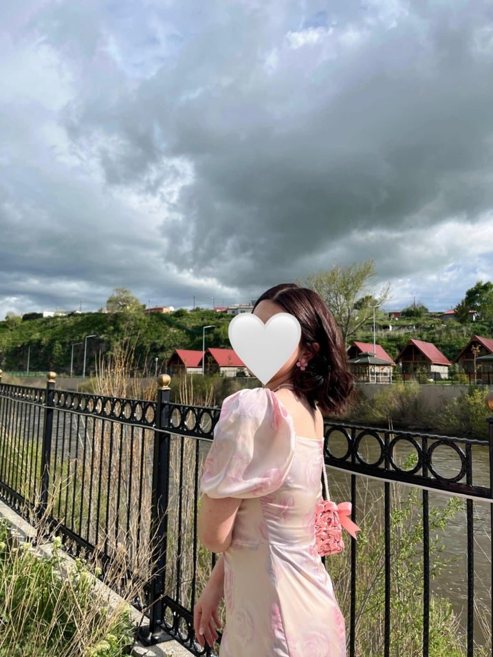 Pudra Pembe Drapeli Uzun Saten Elbise - Görsel 3