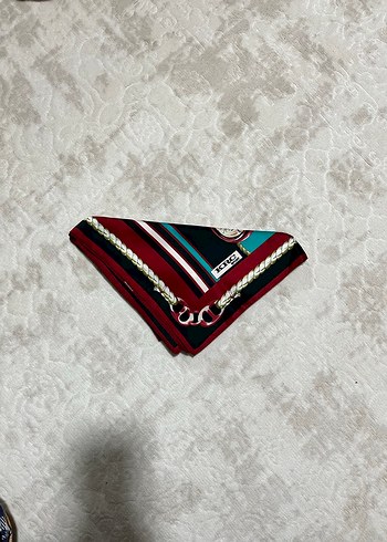 Renkli,desenli kadın eşarp marka:KARACA - Görsel 2