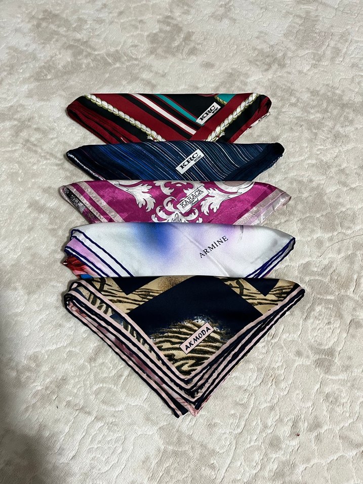 Çiçek desenli renkli kadın eşarp Marka:ARMİNE - Görsel 3