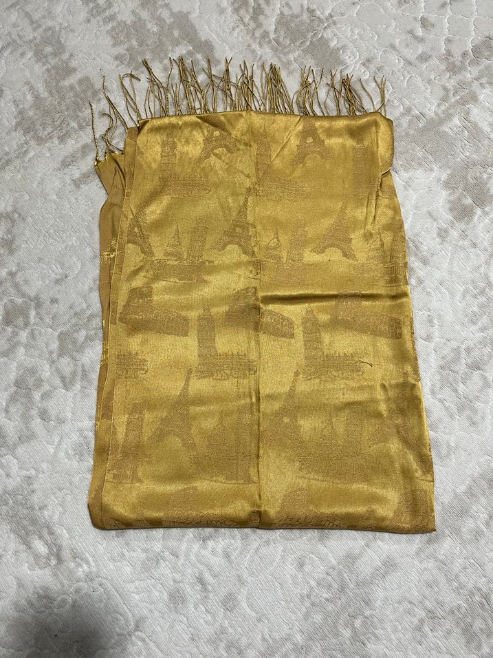 Püsküllü Altın Renkli Kadın Şalı - Görsel 2