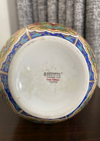 Renkli Desenli Beyaz Seramik Vazo - Görsel 6