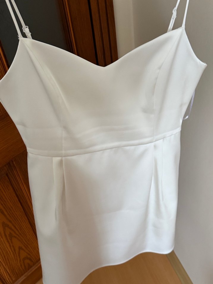 İnce askılı Mini Beyaz mezuniyet Elbisesi. Markası AdL. L/XL - Görsel 2