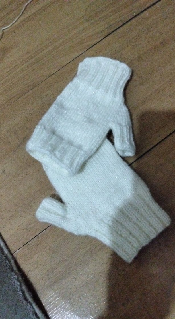 Beyaz Örgü Kadın Eldiveni - Görsel 5