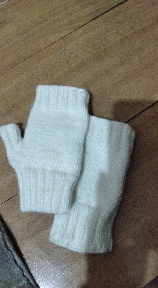 Beyaz Örgü Kadın Eldiveni - Görsel 3