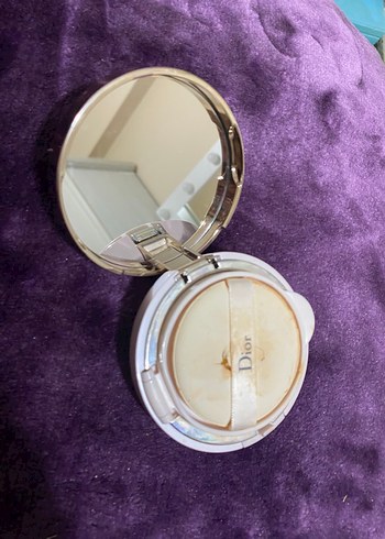 Dior Capture Totale Dreamskin Pudra bitmiş kutu - Görsel 3