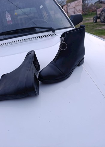 Kahverengi Deri Fermuarlı Kadın Bot - Görsel 3