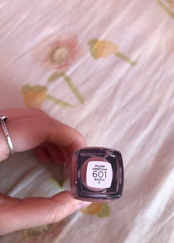L'Oréal Paris Plump Ambition Lip Oil 601 Worth It - Görsel 2