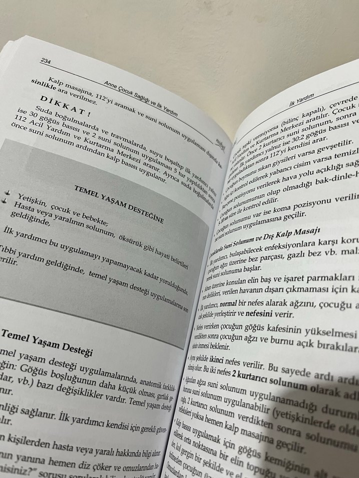 Anne Çocuk Sağlığı ve İlk Yardım Kitabı - Görsel 3