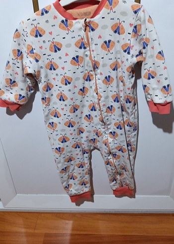 Pastel Renkli Kelebek Desenli Kız Bebek Tulum - Görsel 3