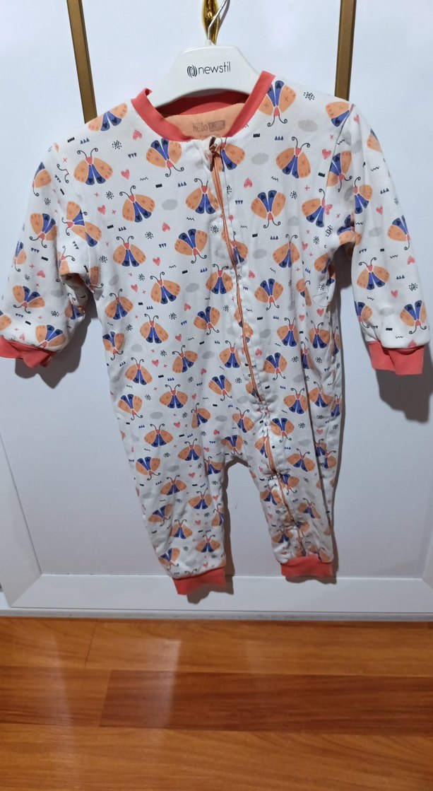 Pastel Renkli Kelebek Desenli Kız Bebek Tulum - Görsel 3