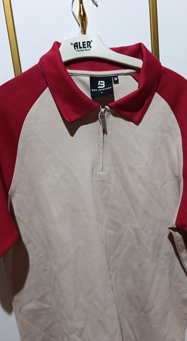 Erkek kırmızı kollu bej rengi Fermuarlı Polo Tişört - Görsel 4