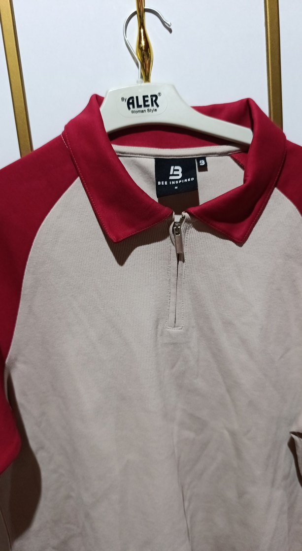 Erkek kırmızı kollu bej rengi Fermuarlı Polo Tişört - Görsel 3