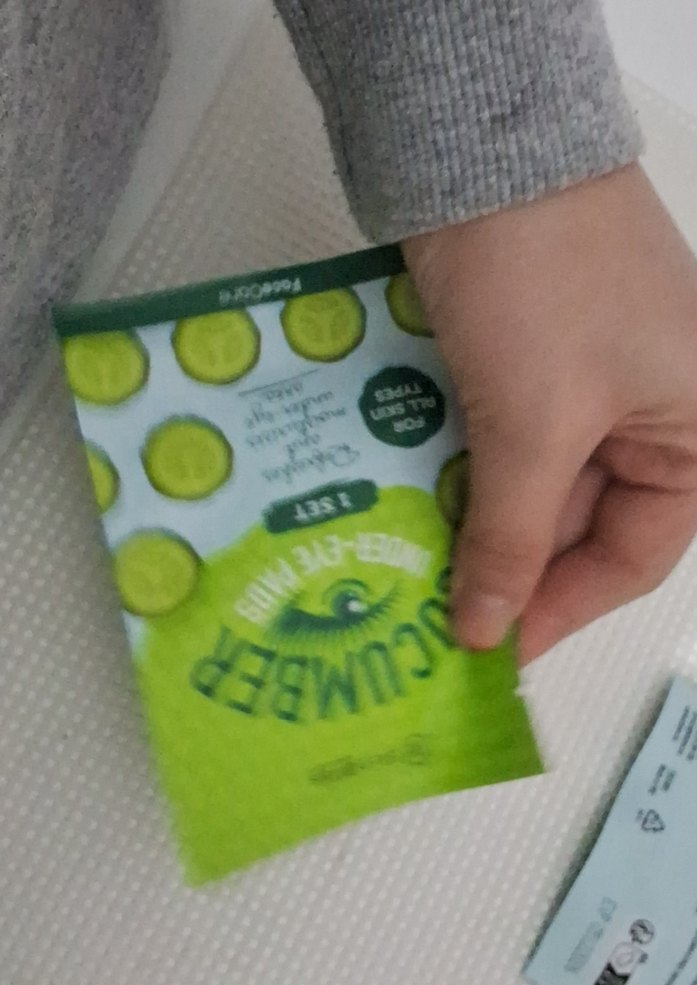 Salatalık Özlü Göz Maskesi - Görsel 4