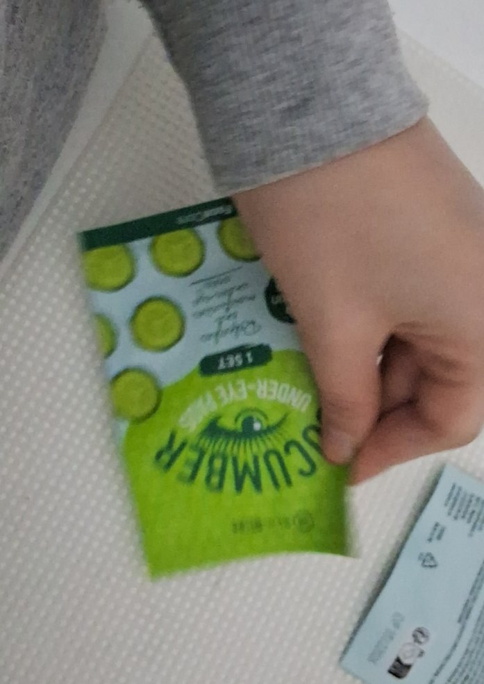 Salatalık Özlü Göz Maskesi - Görsel 3