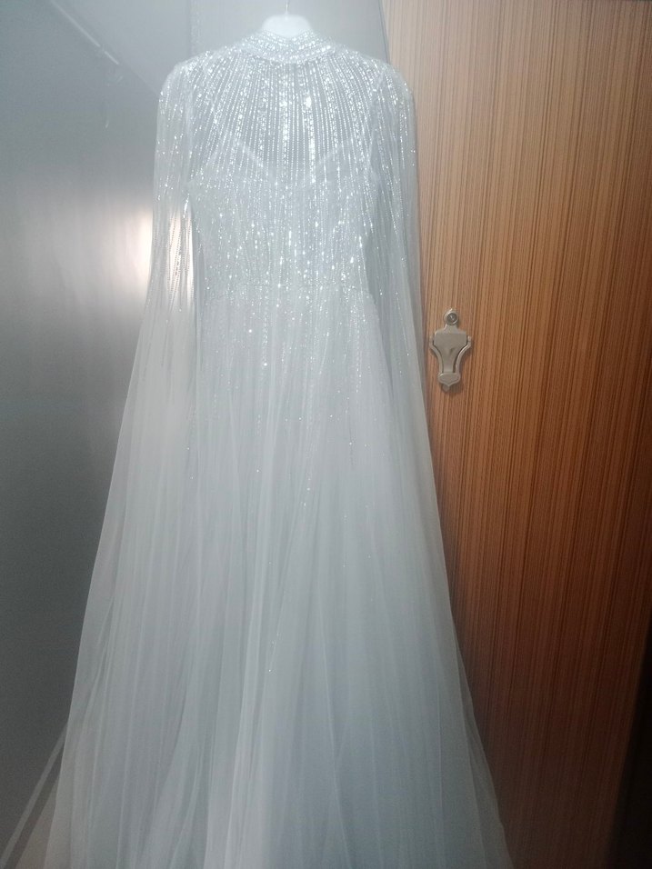 Bebe Mavisi Gümüş Taşlı Pelerinli Tuvalet - Görsel 5