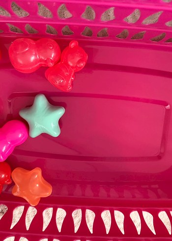 Pastel Renkli Oyuncak Toplar - Görsel 3