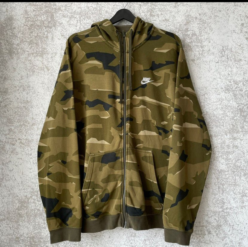 Nike Erkek Kamuflaj Kapüşonlu Hırka - Görsel 4