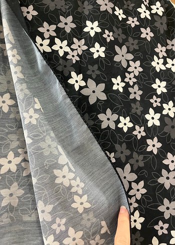 Kadın Gri Çiçek Desenli Şal - Görsel 3