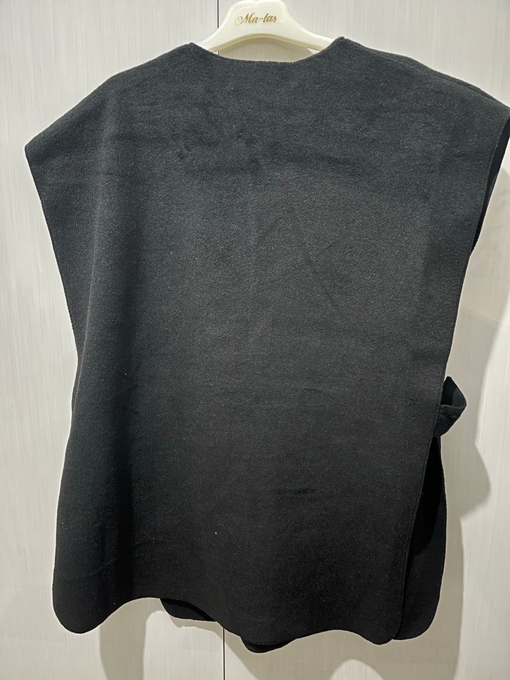 Düğmeli Siyah Kısa Kadın Yelek - Görsel 3