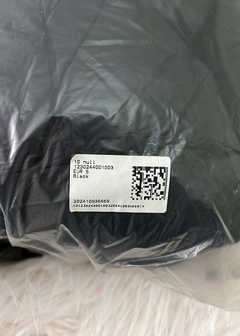 H&M Siyah Kapüşonlu Kadın Şişme Yelek - Görsel 4