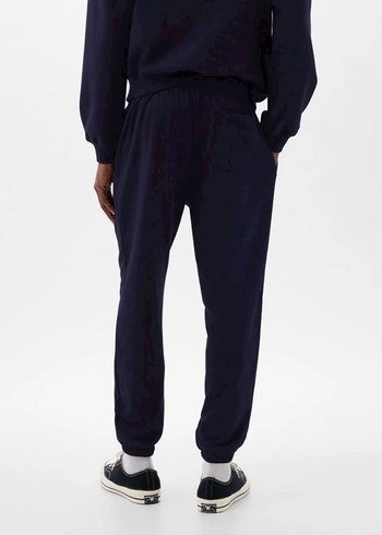 GAP Lacivert Baskılı Rahat Kesim Erkek Eşofman Altı - Görsel 4