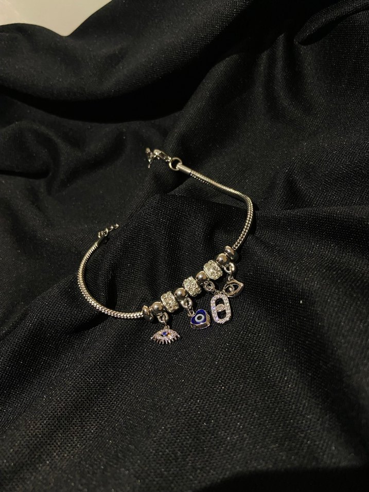 Silver Pandora - Görsel 2