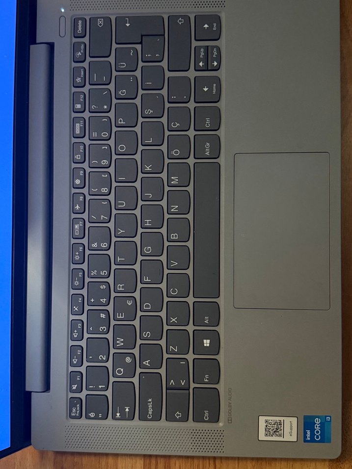 Lenovo Lacivert Laptop - Görsel 2