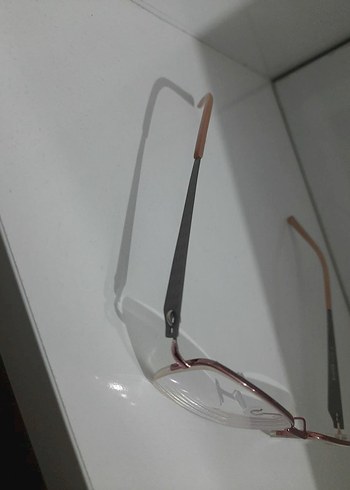 Valeron Titanyum Kadın Gözlük Çerçevesi - Görsel 4