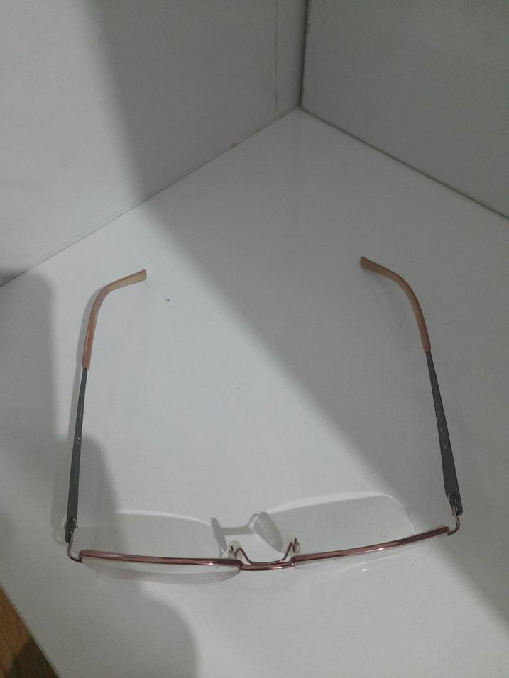 Valeron Titanyum Kadın Gözlük Çerçevesi - Görsel 2