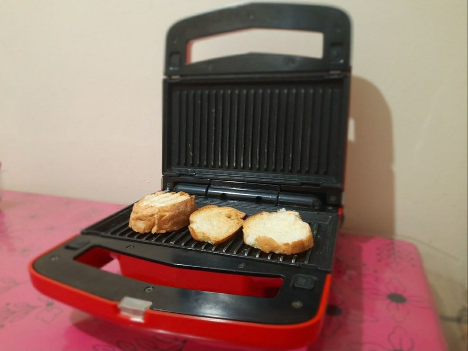 Korkmaz Vertex 800W Tost Makinesi - Görsel 2