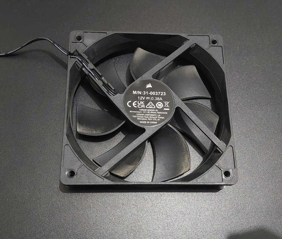 Corsair kasa fanı - Görsel 2