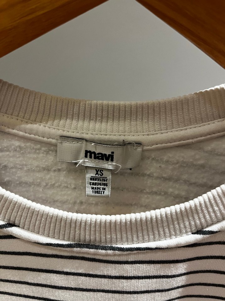 Mavi markaBeyaz Gri Çizgili Kadın Sweatshirt - Görsel 4
