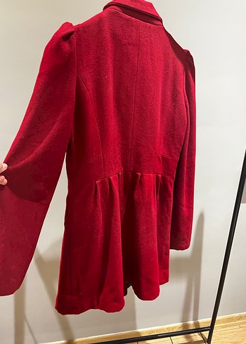 Kırmızı Çift Düğmeli Kaban - Görsel 4