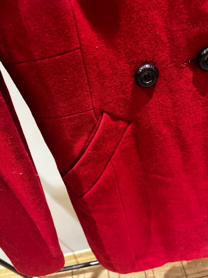 Kırmızı Çift Düğmeli Kaban - Görsel 2