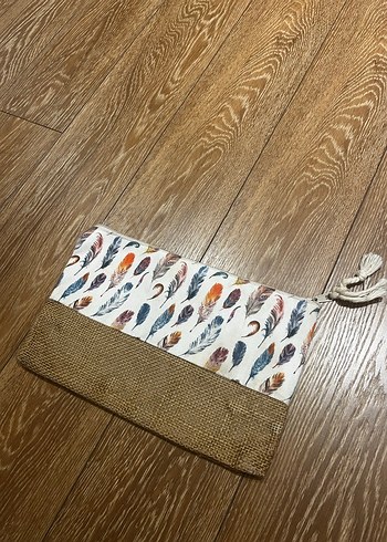 2 ADET ÇANTA. Biri bez kol çantası diğeri sapsız makyaj çantası - Görsel 14