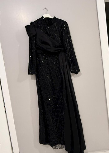 Uzun Siyah Nakışlı Gotik Kadın Abiye Elbise - Görsel 5