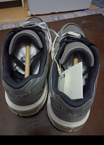 Gri Erkek Spor Ayakkabı Bağcıkları - Görsel 3