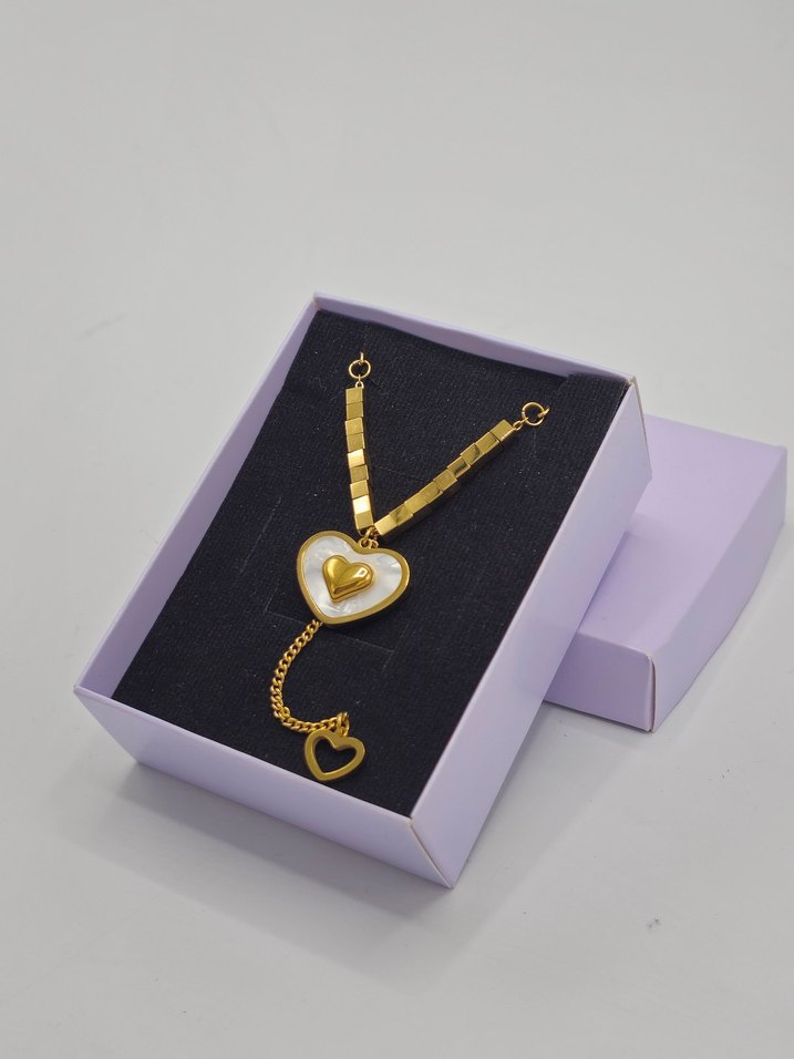 Altın Renkli Mini Çiçekli Zincir Kolye - Görsel 4