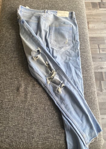 Kadın Pastel Mavi Yırtık Denim Jean - Görsel 2