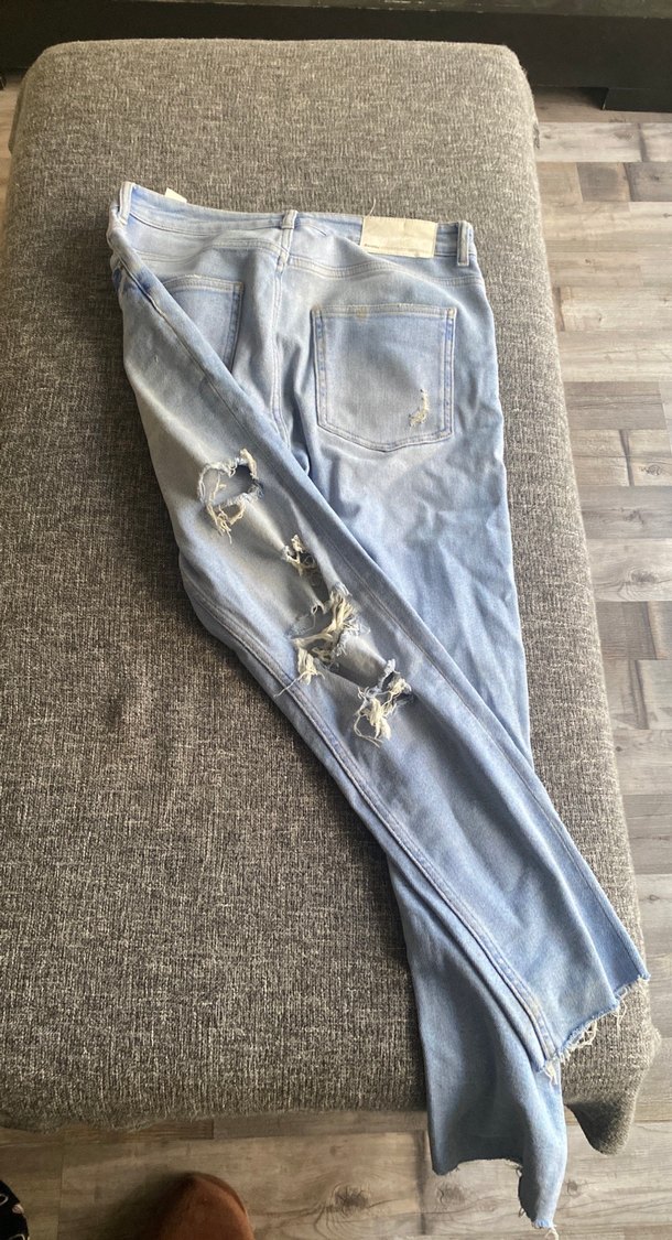 Kadın Pastel Mavi Yırtık Denim Jean - Görsel 2