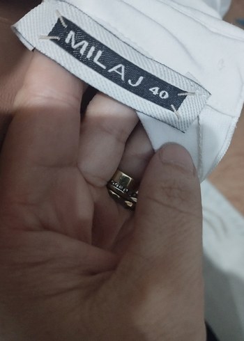 Düğmeli Beyaz Kadın Gömlek - Görsel 6