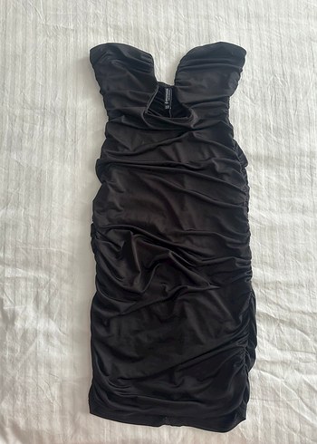 Stradivarius Siyah Straplez Elbise - Görsel 3