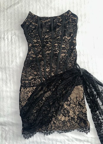 Siyah Dantel Straplez elbise - Görsel 4