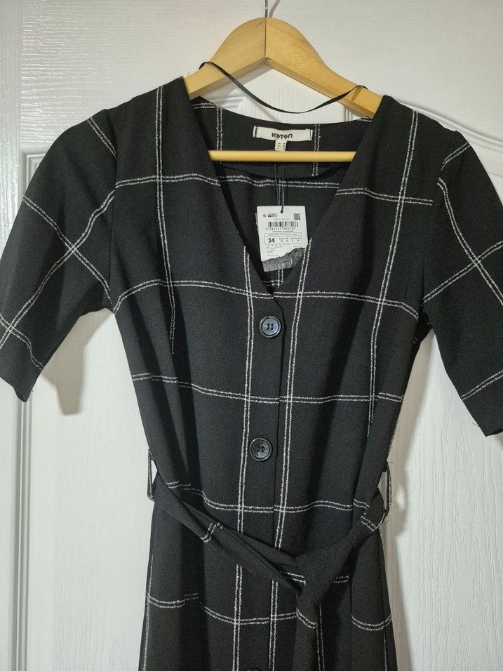 Düğmeli Siyah Kareli Midi Elbise - Görsel 3