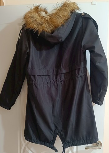 Kadın Siyah Kürklü Uzun Kışlık Ceket - Görsel 2