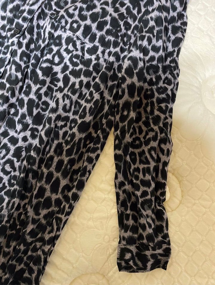 Kadın Gri Zebra Desenli Uzun Kollu Tunik - Görsel 3