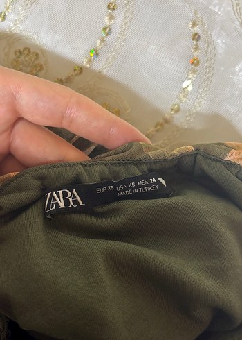 Drapeli Bağlama Desenli Uzun Kollu Straplez Elbise - Görsel 4